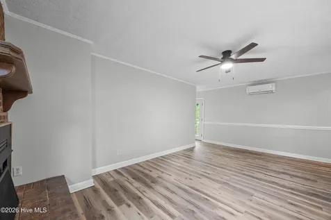 523 Hallsboro Road S Hallsboro NC 28442