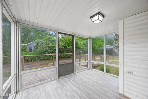 523 Hallsboro Road S Hallsboro NC 28442