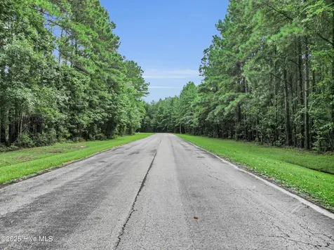 531 Sandy Point Drive Beaufort NC 28516