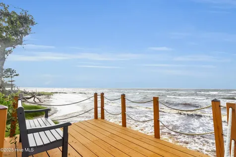 531 Sandy Point Drive Beaufort NC 28516