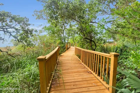 695 Sandy Point Drive Beaufort NC 28516