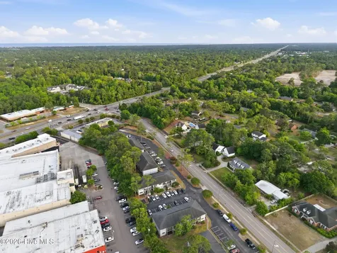 4523 Holly Tree Road Wilmington NC 28412