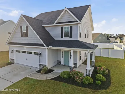 497 Holly Grove Drive Winterville NC 28590