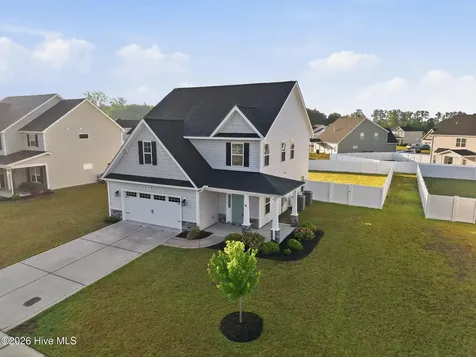497 Holly Grove Drive Winterville NC 28590