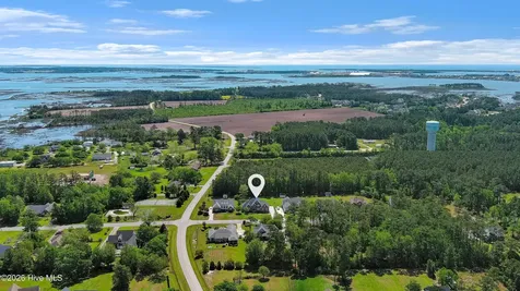 1928 Snowy Egret Drive Morehead City NC 28557
