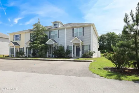 225 Toucan Way Hubert NC 28539