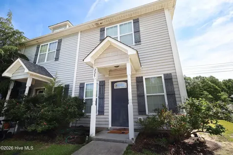 225 Toucan Way Hubert NC 28539