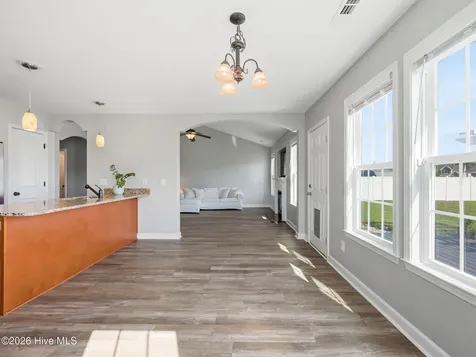 109 Kayak Court Swansboro NC 28584