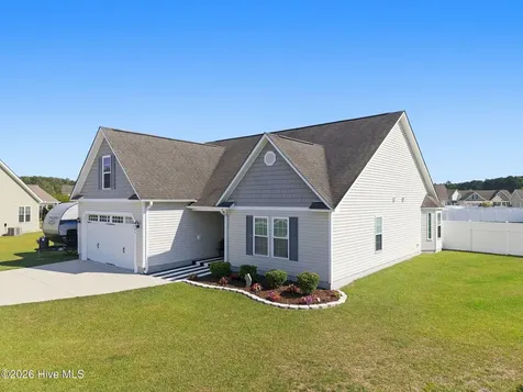 109 Kayak Court Swansboro NC 28584