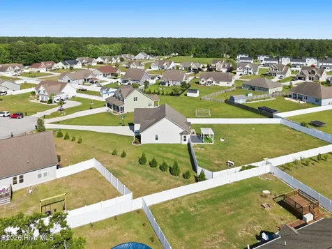 109 Kayak Court Swansboro NC 28584