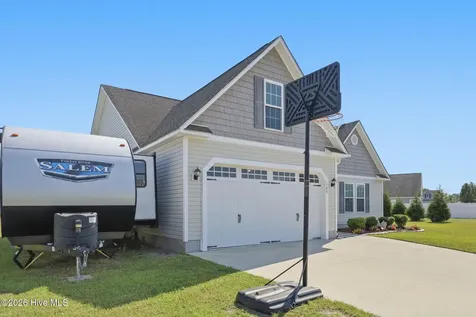 109 Kayak Court Swansboro NC 28584