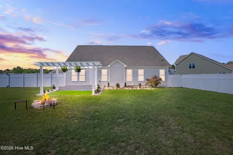 109 Kayak Court Swansboro NC 28584
