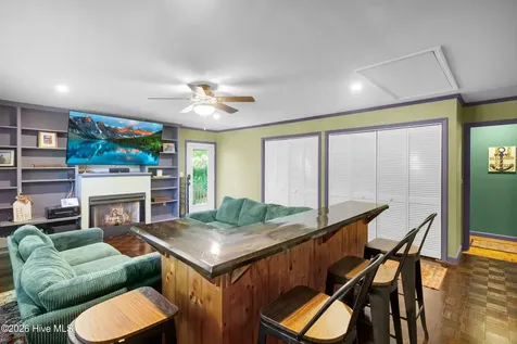 2016 Spencer Avenue New Bern NC 28560