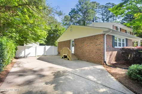 2016 Spencer Avenue New Bern NC 28560