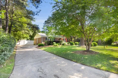 2016 Spencer Avenue New Bern NC 28560