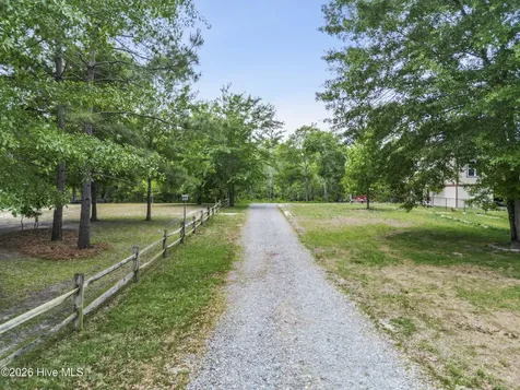 221 Estate Road Atkinson NC 28421