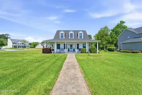 48 Pickett Way Swansboro NC 28584