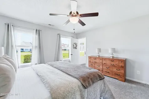 48 Pickett Way Swansboro NC 28584