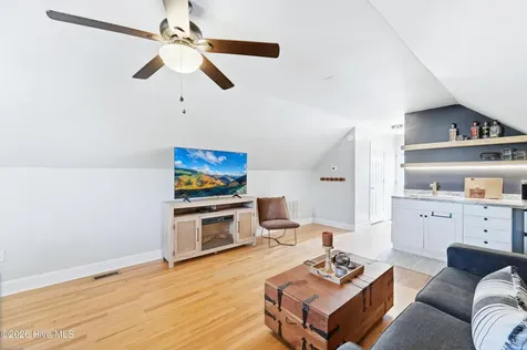 48 Pickett Way Swansboro NC 28584