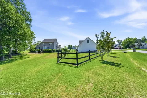 48 Pickett Way Swansboro NC 28584