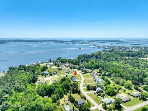 48 Pickett Way Swansboro NC 28584