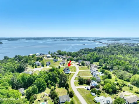 48 Pickett Way Swansboro NC 28584