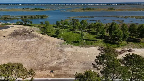 188 Dockside Drive Hampstead NC 28443