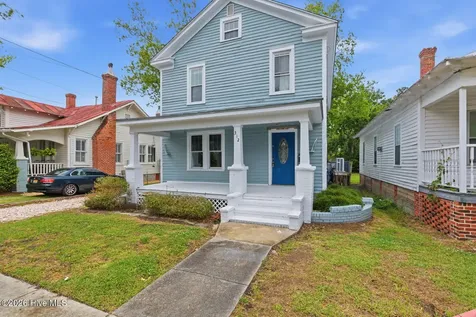 312 Avenue B New Bern NC 28560