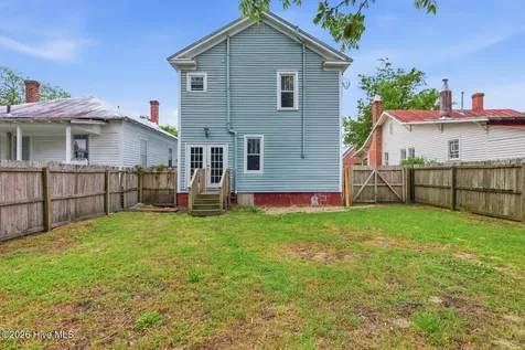 312 Avenue B New Bern NC 28560