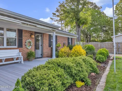 106 Pike Street Moyock NC 27958