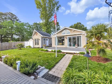 106 Pike Street Moyock NC 27958