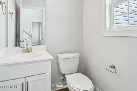 492 Appalachian Trail N Jacksonville NC 28546