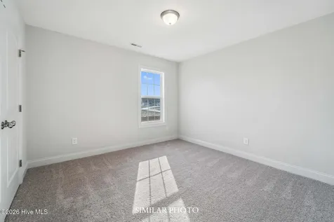 492 Appalachian Trail N Jacksonville NC 28546