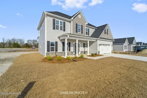 492 Appalachian Trail N Jacksonville NC 28546