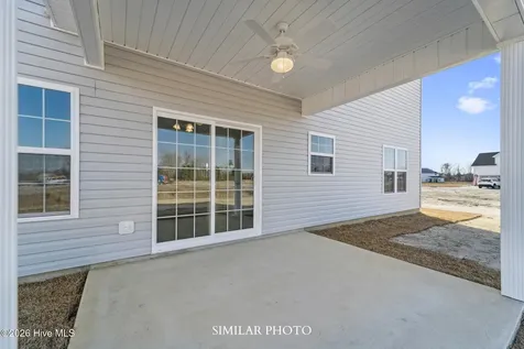 492 Appalachian Trail N Jacksonville NC 28546