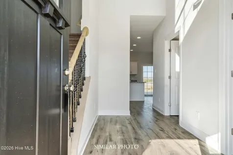 492 Appalachian Trail N Jacksonville NC 28546