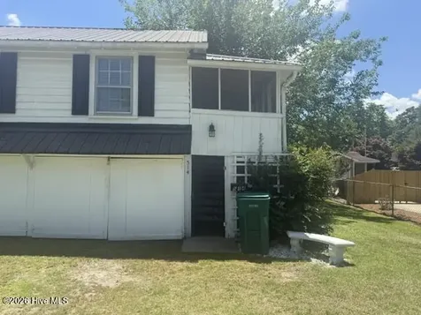 215 N Elm Street Chadbourn NC 28431