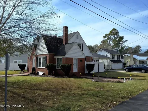 215 N Elm Street Chadbourn NC 28431