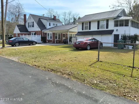 215 N Elm Street Chadbourn NC 28431