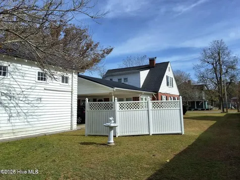 215 N Elm Street Chadbourn NC 28431