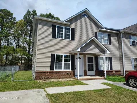 995 W Pueblo Drive Jacksonville NC 28546