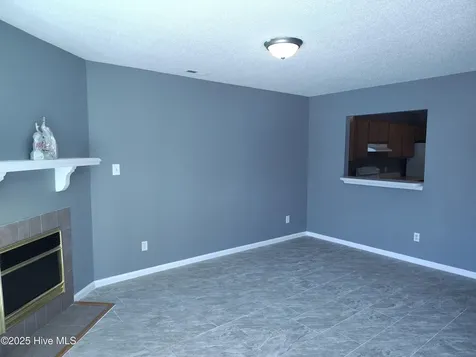 995 W Pueblo Drive Jacksonville NC 28546