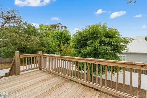 334 NE 49th Street Oak Island NC 28465