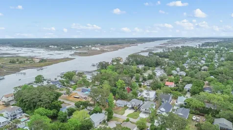 334 NE 49th Street Oak Island NC 28465