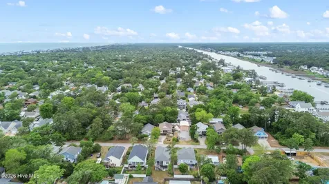 334 NE 49th Street Oak Island NC 28465