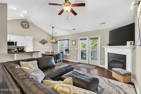 7429 Walking Horse Court Wilmington NC 28411