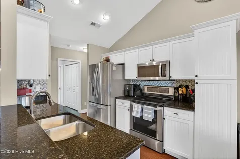 7429 Walking Horse Court Wilmington NC 28411