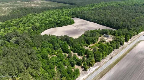 28537 N Nc 210 Highway E Kelly NC 28448