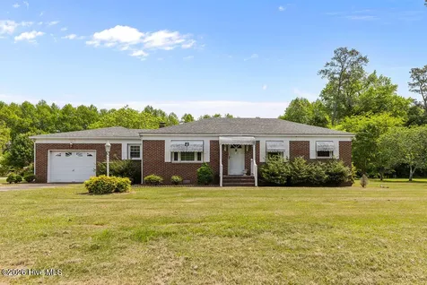 320 N Nc Highway 32 S Sunbury NC 27979