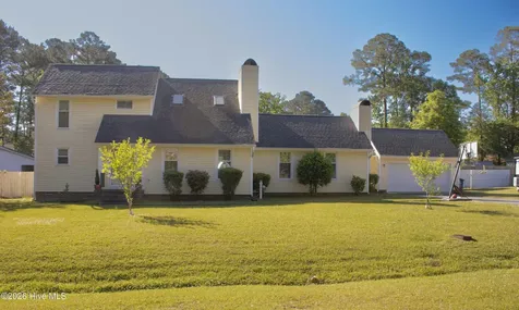 2106 Perry Drive Jacksonville NC 28546